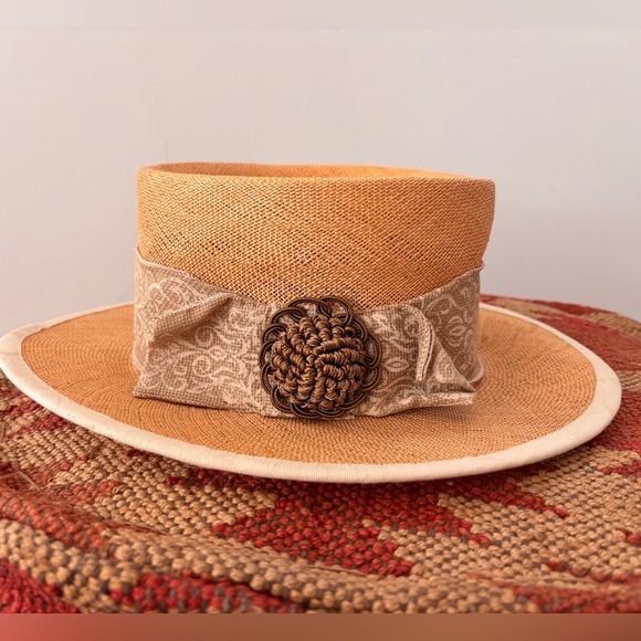 Feather in Your Cap Boater Hat with Ribbon & Knot Detail Neutral Colors Vintage - Picture 1 of 6